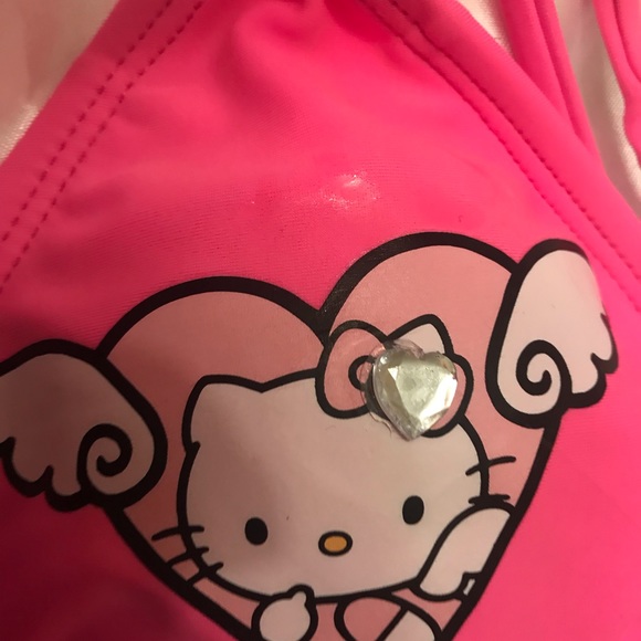 Adorable y2k hello kitty hot pink crystal bikini and earrings 💕 - Picture 14 of 14